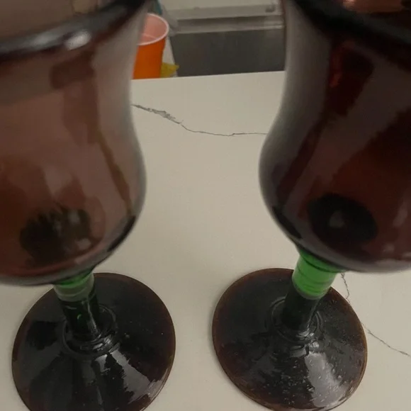 Set Of 2 Hand Blown Glasses Green Brown - Picture 5 of 7